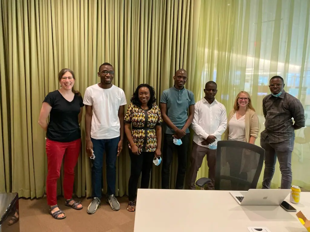 Christina Koch stands with NIAID students attending the OSG user school.